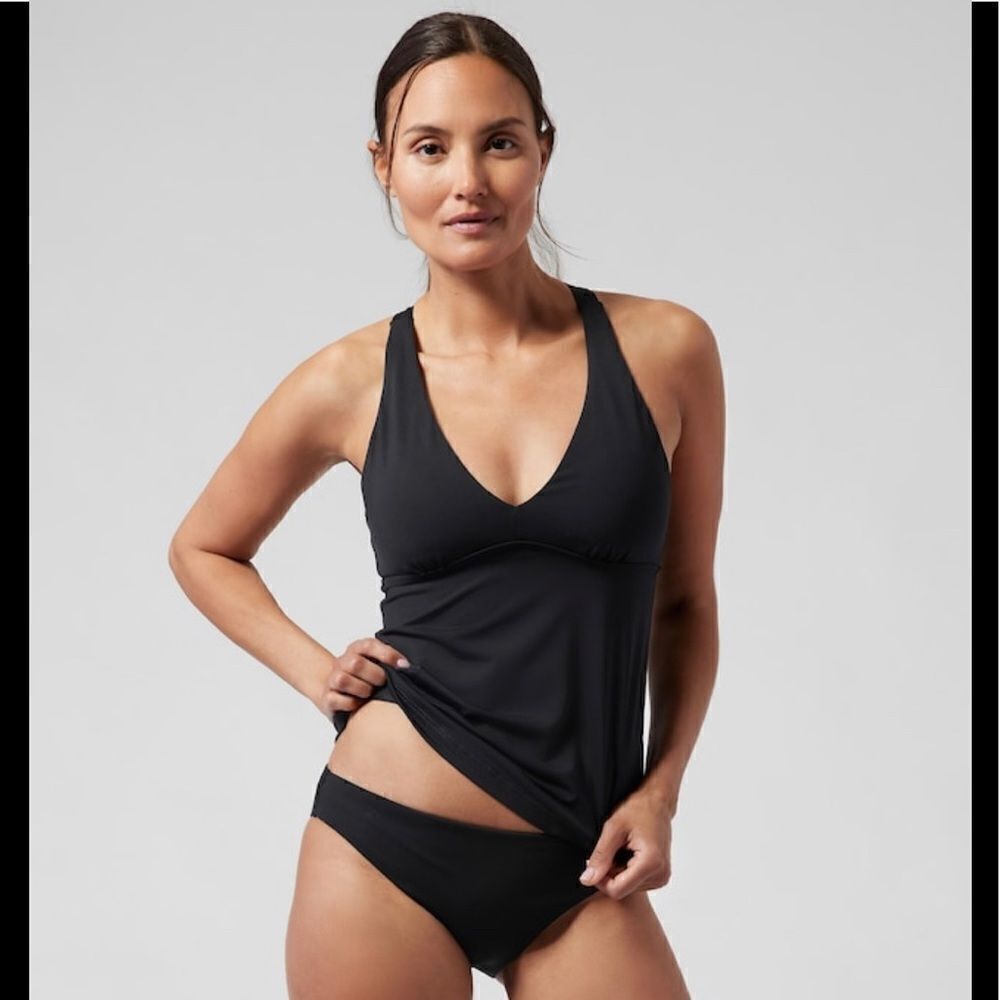 NWT Athleta A-C Plunge Tankini. Black Small